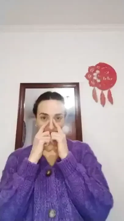 Step by to say hello and wish you goodnight baby 