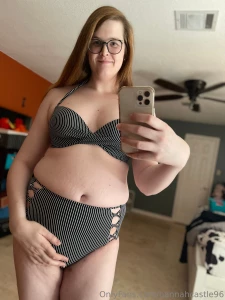 Tell me if i look good in this plz