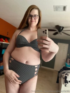 Tell me if i look good in this plz part 2