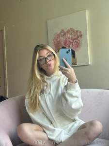 Got a ton of messages asking for more glasses so here you go