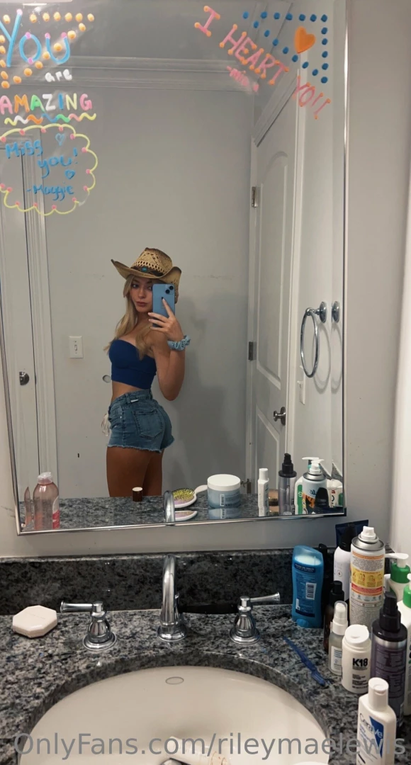 A lil throwback because i m feelin like a cowgirl today 