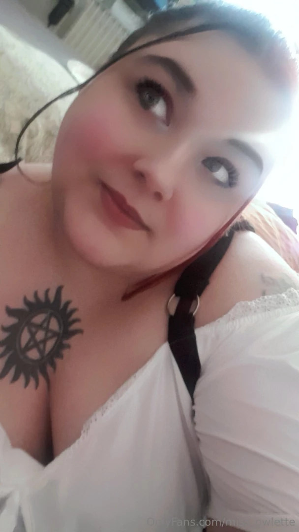 Hii i would really love to hear what you guys want to see more of on 