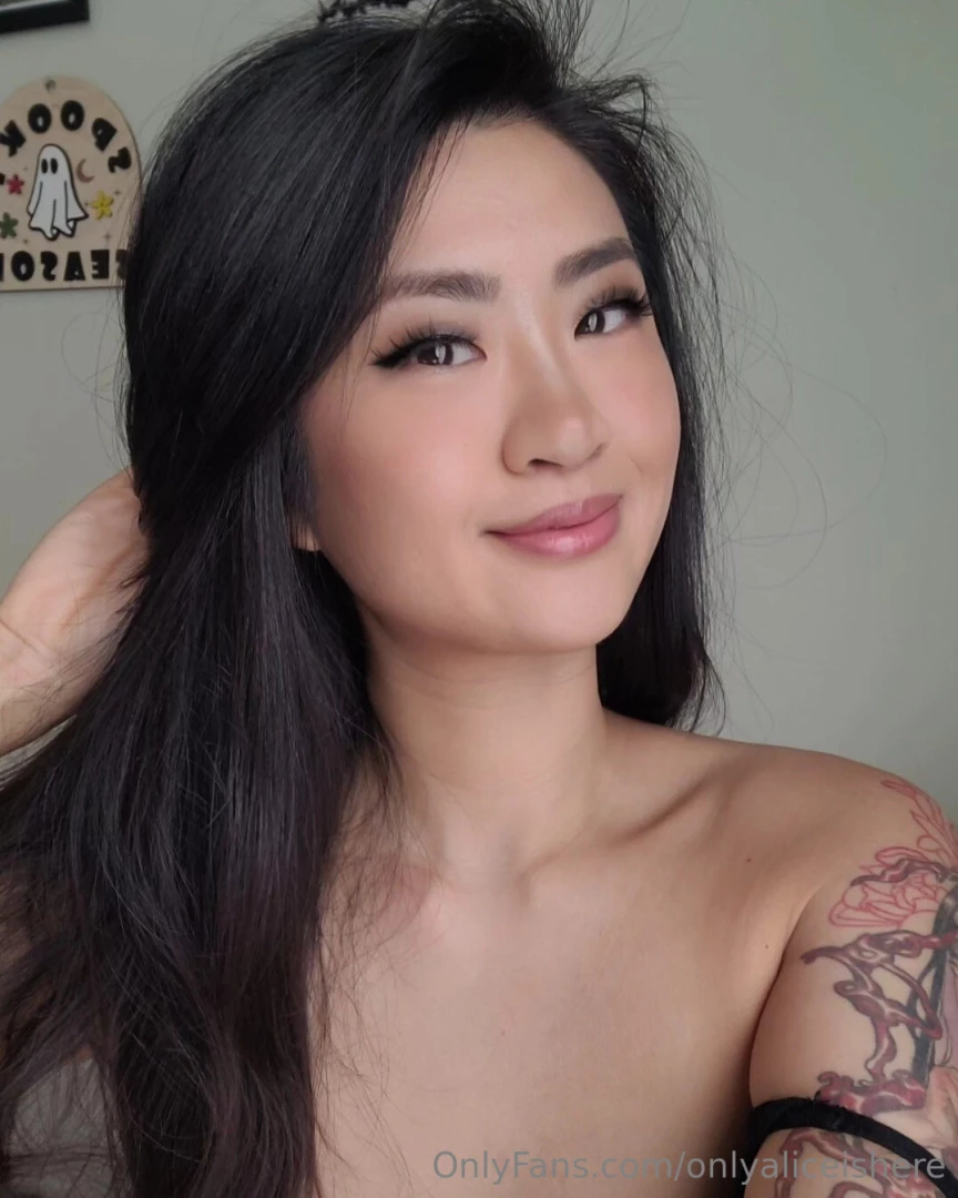 Too glam to give a damn part 78 