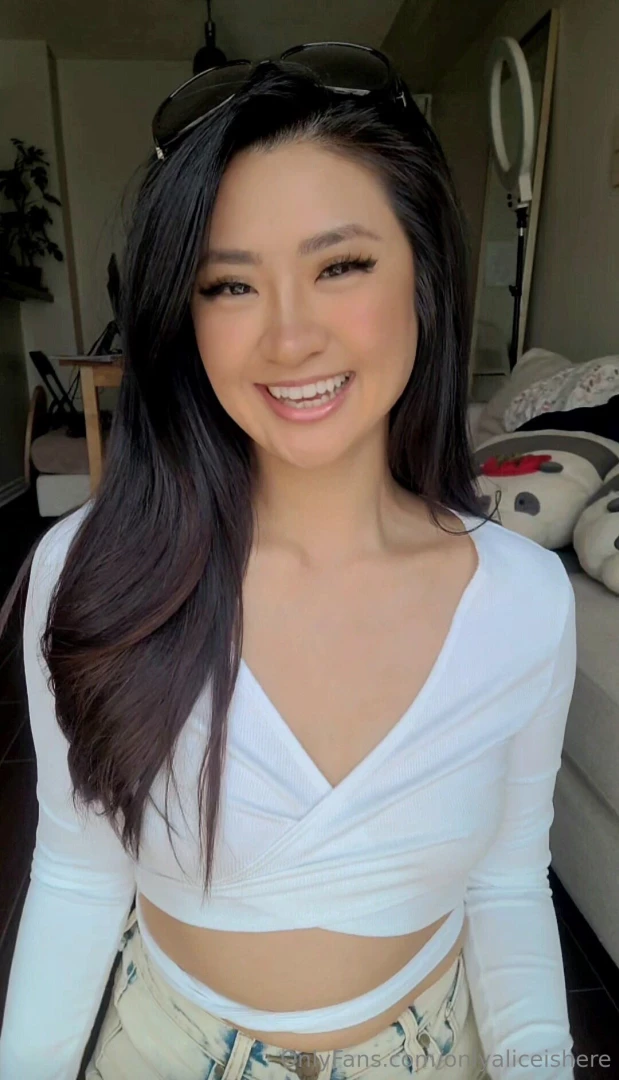 Sprinkling kindness like confetti 