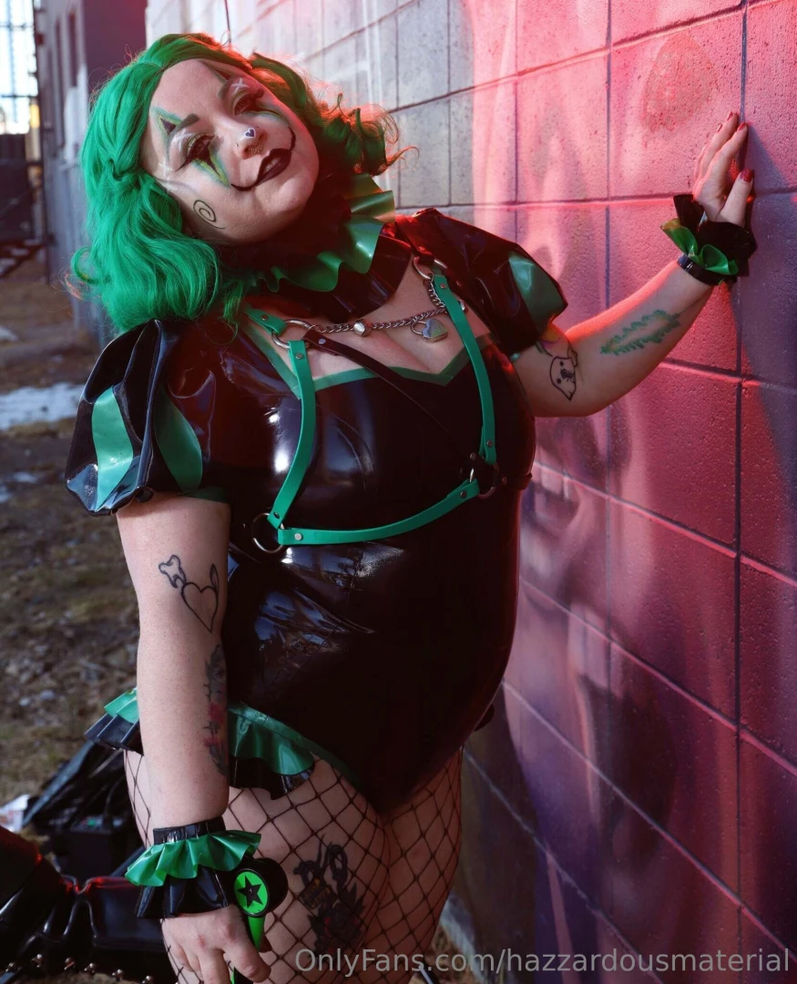 How cute is venusaversa in our group shoot part 2 