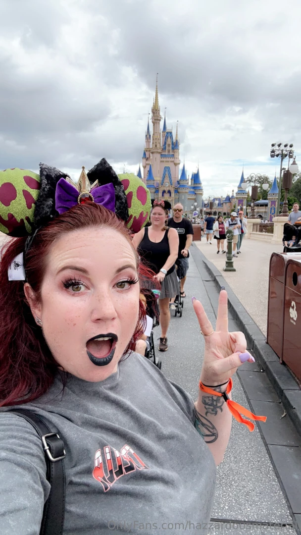 Was able to see mickey s not so scary halloween bash before were part 2 