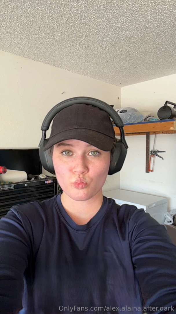 Alex is a sweaty girl after mowing the lawn her pussy tasted divine 