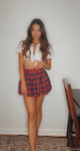 - i start by sucking his cock on my knees i bounce and grind hard on