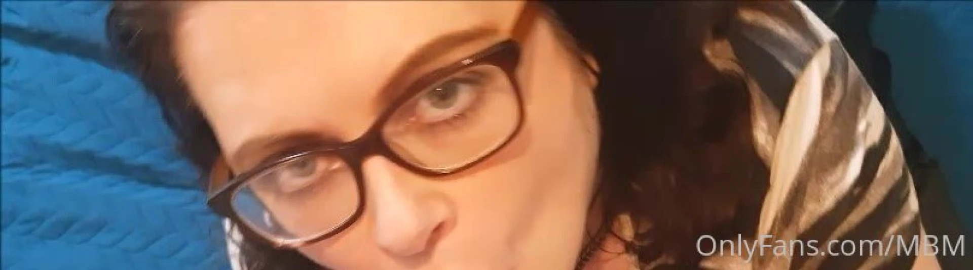 Who wants a blow job unlock this audio close your eyes and listen to 