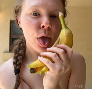 Goodnight of enjoy this sensual set of images a spicy video