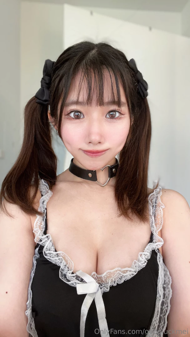 I made vip account for those who want to see me more more spicier 