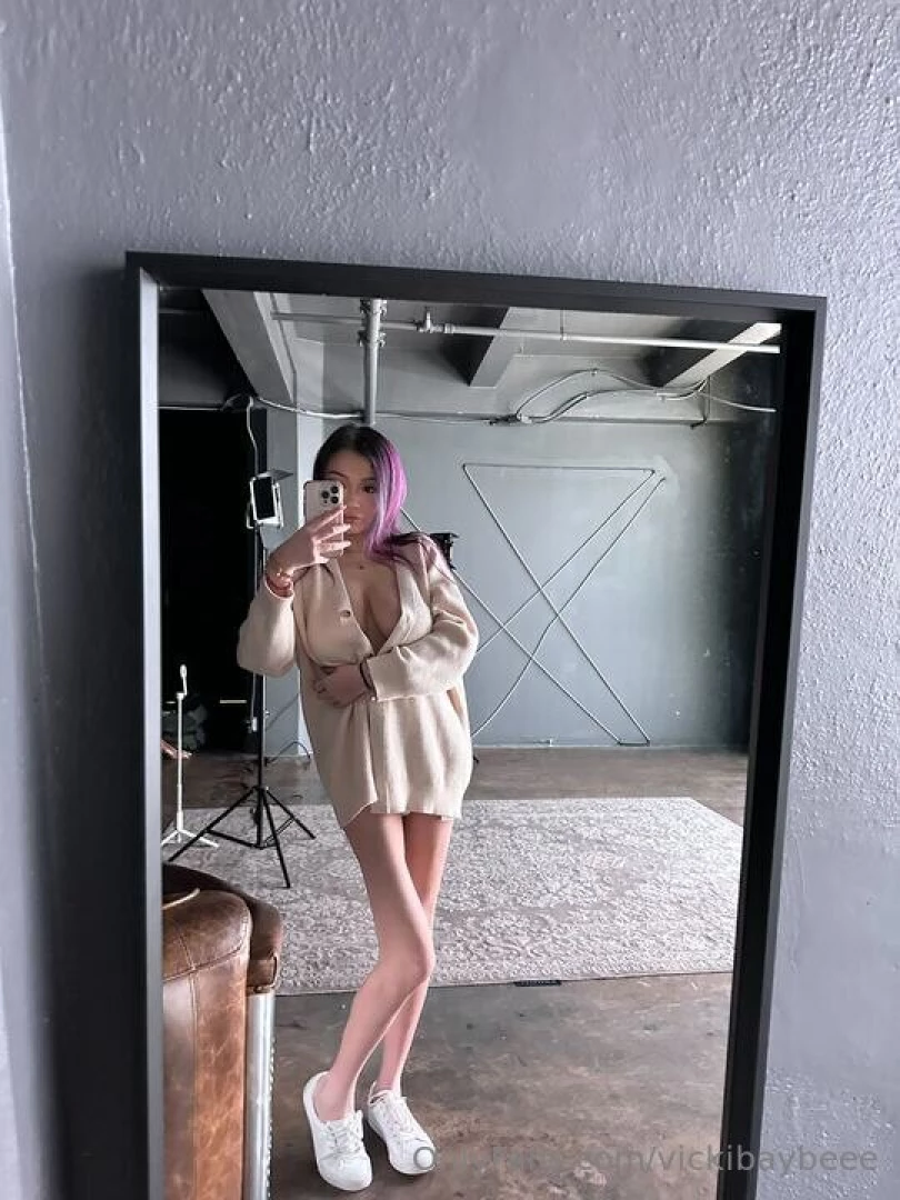 Not just a mood i m the entire vibe watch and learn 