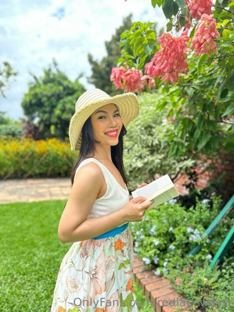 Beautiful afternoon and a beatiful picnic xxx 