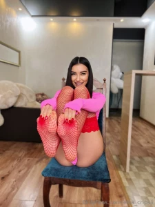 Hot brunette io_sweetpie is eager for new sensations her perfect part 67