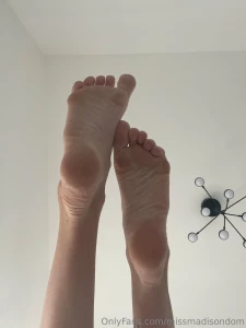 Worship my feet beta part 1