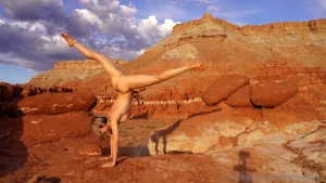 I love nature this nbsp much does wide splits with legs