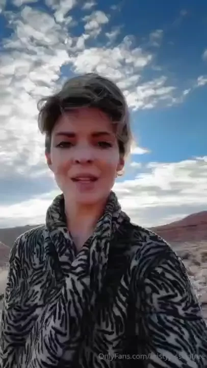 Running around naked in the desert look at this beautiful place i 