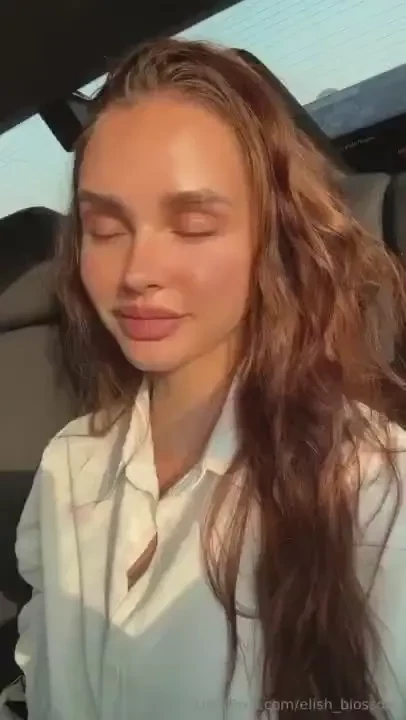 Today is photo shoot day and the mood is just right love this moment 