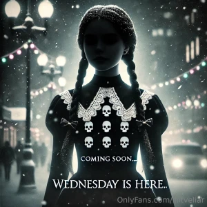 When the chilly vibes roll into the city and the scent of christmas