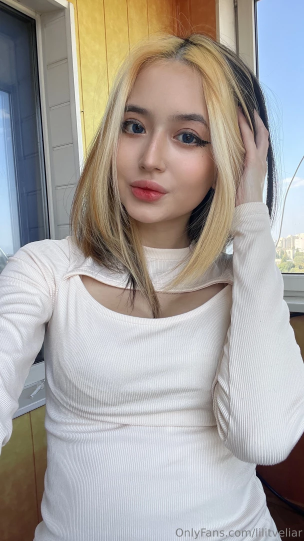 I wanted to show you how bright the sun is today but then i remembered 