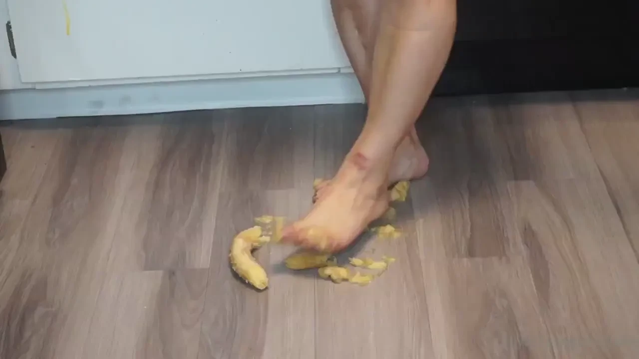 Goooood morning sunshine let s start the day of healthy with a feet 