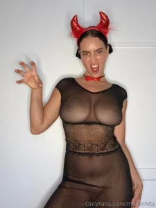 Hello my sweet fanatics halloween is on the way and i m ready to