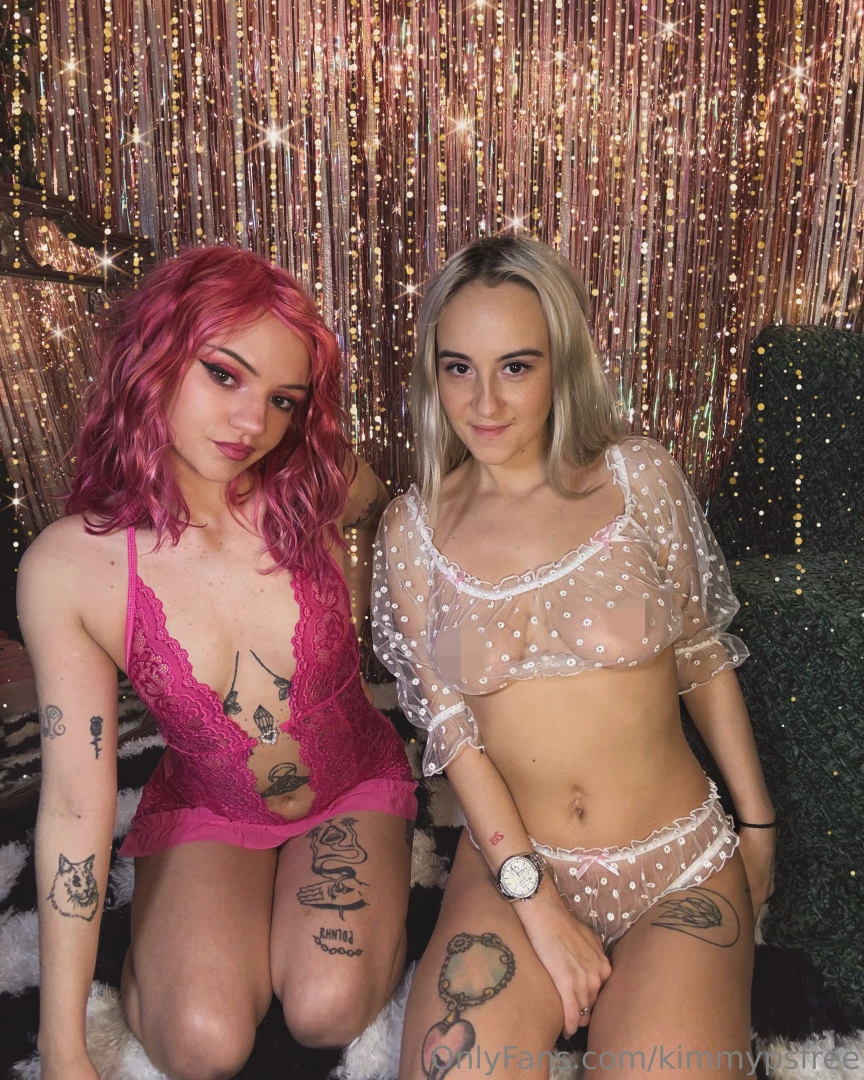 Getting exxxtra naughty over on my main on my wall kimmypxxx cum see 