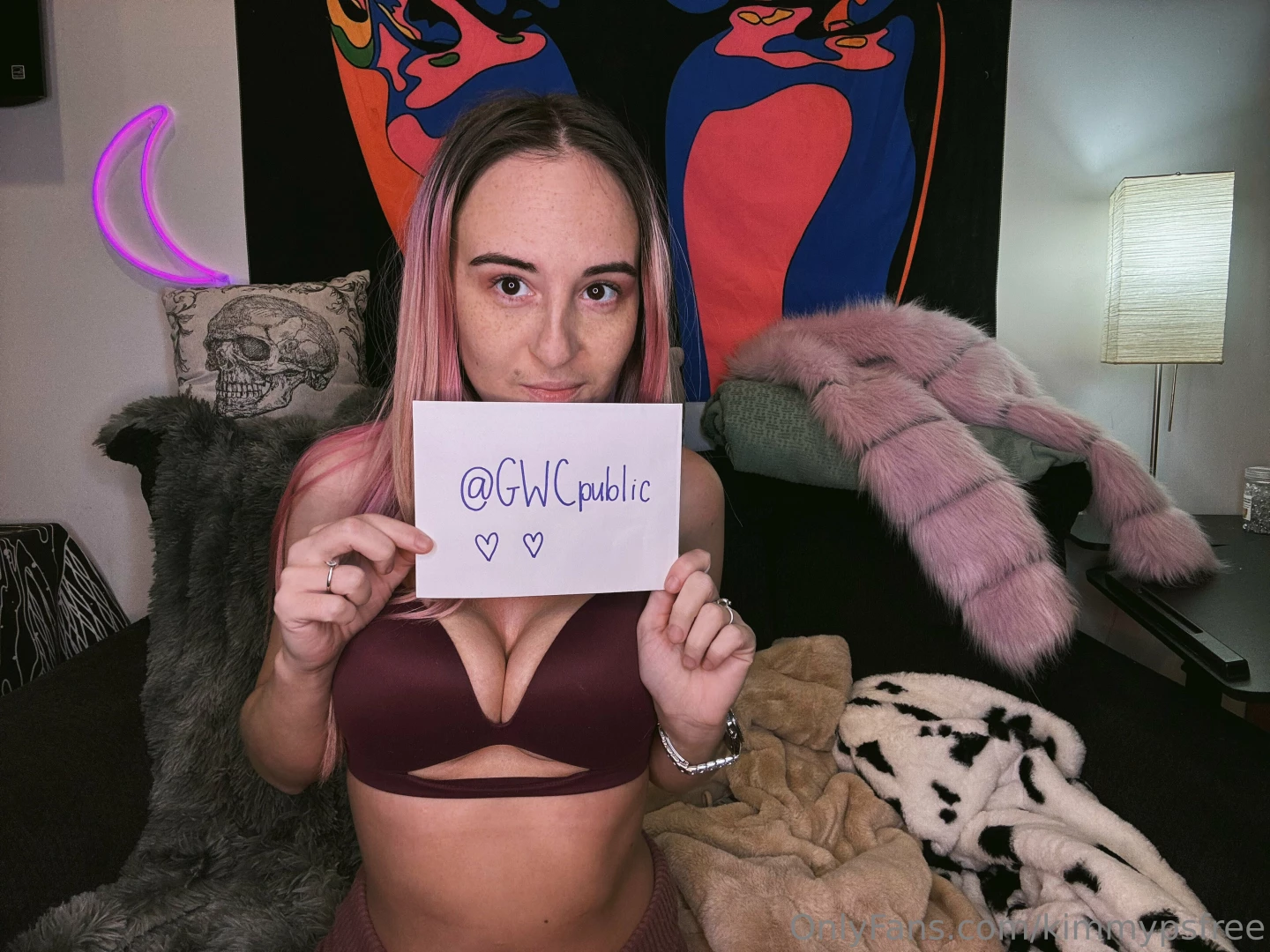 I made this today for an x page that posts my gifs 