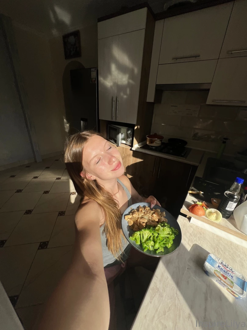 Good morning and bon appetit what are you doing right now part 1 