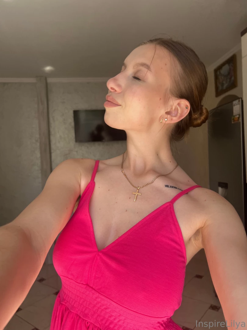 Sometimes i like to wear something very colorful do you like it when a part 1 