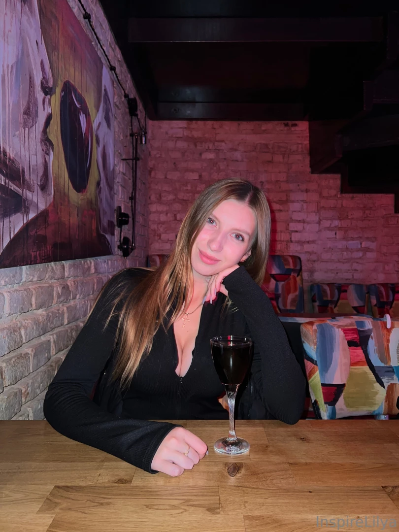 I want to share how i had an amazing time with my friend at a cozy caf part 1 