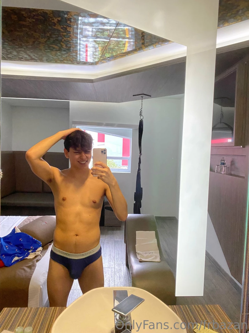 Amo como se me ve este calz n alguien lo quiere lleno de semen manden part 2 