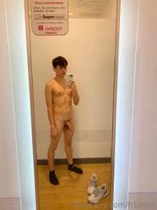 Me vienes a oler la verga y los huevos un rato me dan ganas de tener part 1