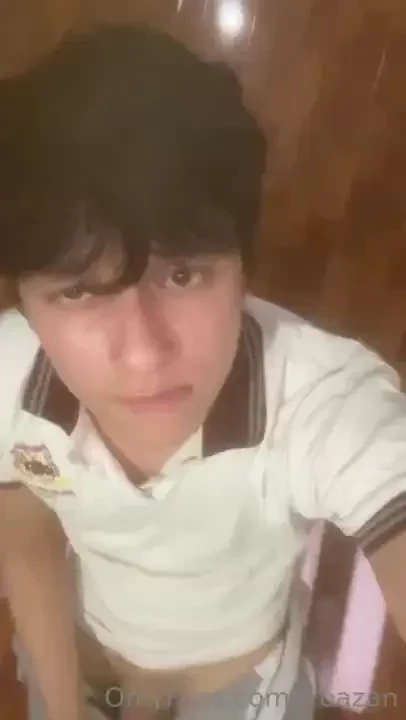 Que rico ser a coger uniformado 