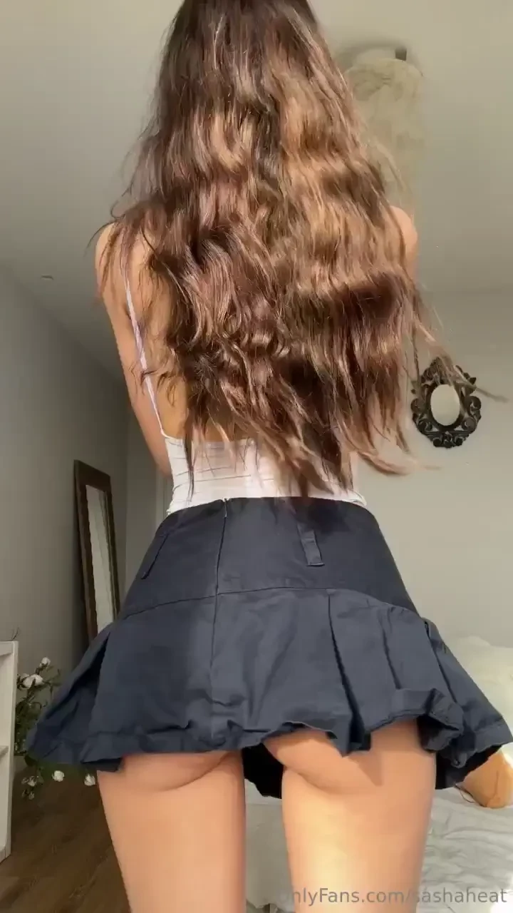 Hey my name is kate i am a modest girl with immodest fantasies and my part 21 