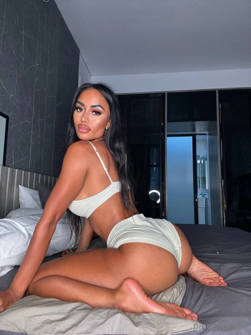 I m such a sucker for romantic kissing and deep thrusting send me a 