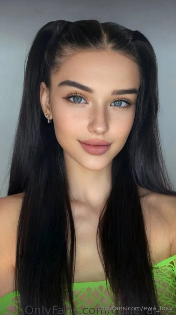 Sexy bae cutie_alice is crazy nymphomaniac she loves to play with two part 1162 