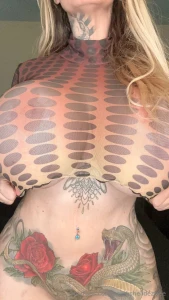 Mmm you can just see my big nipples i bet you like that