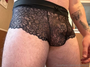 I need some help getting hard can you lend a hand or a mouth
