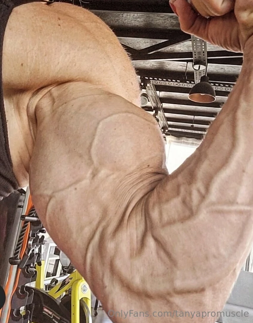 Bicep flex part 1 
