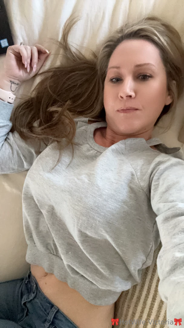 Hey babe what are you doing this week 