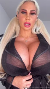 Come see what s underneath my sexy black trench coat and get me naked