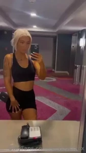 See me get so freaky in the dm