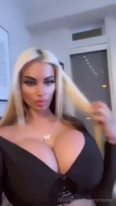 My tongue needs a to lick on 