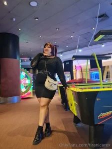 Saldrias al cine conmigo si luego nos portamos mal en el ba o would