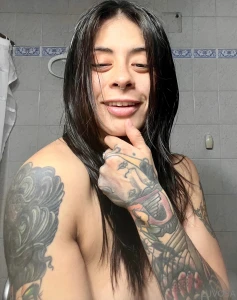 A delicious shower with a happy ending you like how my pussy is wet