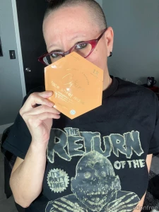 Doing a silly face mask and rambling about a whole lot of nothing lol