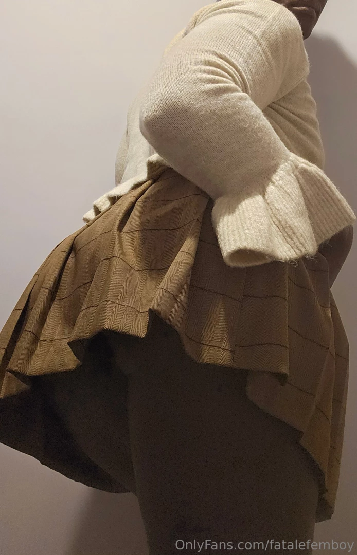 Why did the delivery guy have to show up when i m dressed like this part 4 