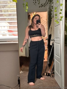 A lot of you have asked for more comfy pics so here you go a just woke