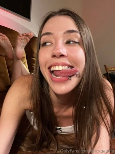 Wanna be your cum target